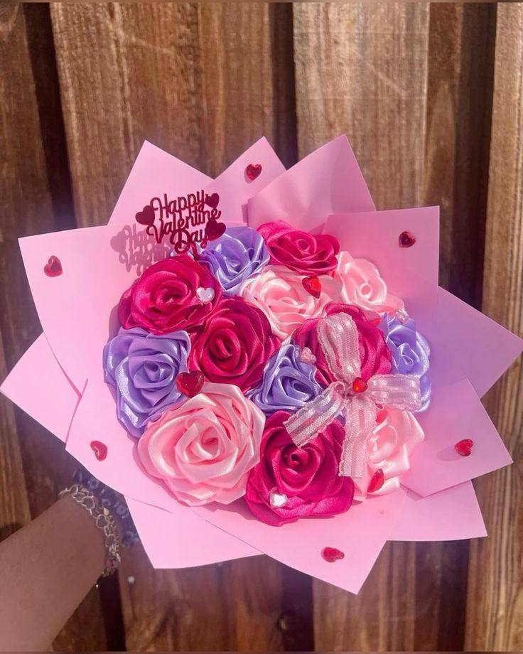 RAMO BUCHON DE 15 ROSAS